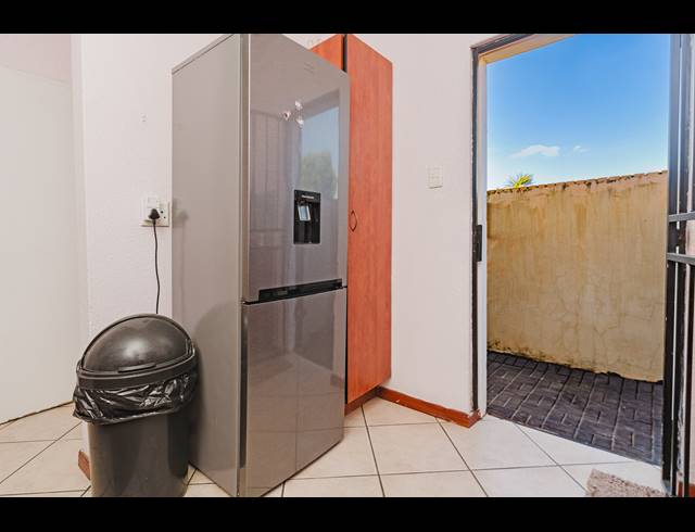 2 BEDROOM TOWNHOUSE FOR SALE IN HALFWAY GARDENS